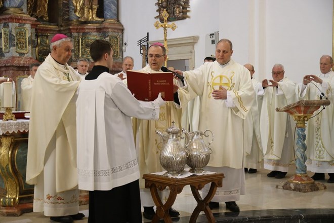 Misa posvete ulja u Varaždinskoj katedrali